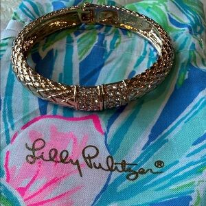 🌴 Lilly Pulitzer Gold and Sparkly Hinge Bracelet Bangle 💎